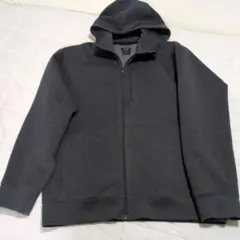 ユニクロ　ダークグレー フルジップ フード付きパーカー