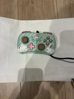 ホリパッドミニ for Nintendo Switch ピカチュウ&イーブイ