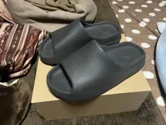 adidas アディダス YEEZY Slide イージースライド