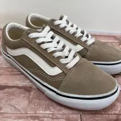 Item thumbnail for item 71295cae-e416-41a3-829c-21ac756f743a