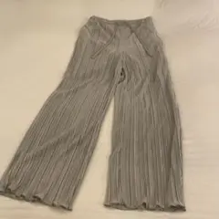 GU プリーツパンツ ジーユー パステルブルー