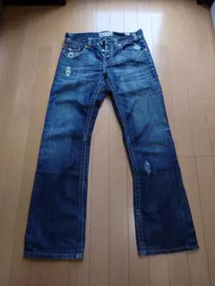 Item thumbnail for item b35eeb0d-1b54-4f5a-8f5b-1adb98e2ee32