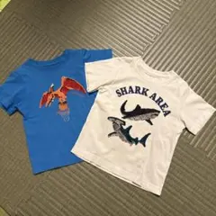 GU 恐竜 スパンコール Tシャツ 2枚セット 110のサムネイル