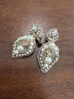 メイグローブパールクリスタルイヤリングのサムネイル