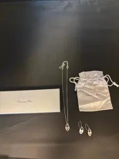 Christian Dior ネックレスとピアスセット