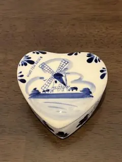 Item thumbnail for item acdb74d1-2dec-4af3-a728-31ff108db423