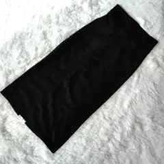 CLASSICAL ELF 黒タイトロングスカート 後ゴム Ｓ