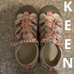 超美品　キーン　サンダル