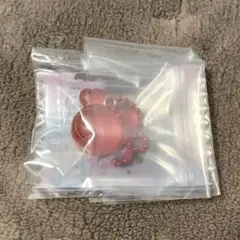 TWICE LOVELYS グミ＆チャーム ポーチつき　チェンブリー