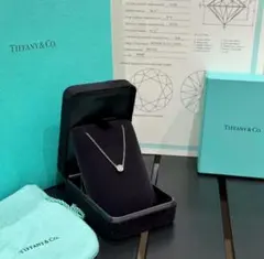 美品 ダイヤモンド付きネックレス