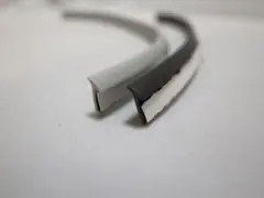 R様専用　エアロ用特殊Ｔ型プロテクトモール　ライトグレー2m