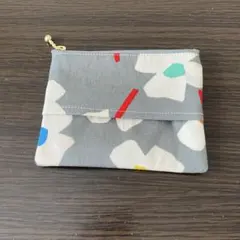 北欧フラワー柄　ハンドメイド　ティッシュポーチ　グレー