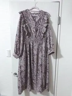CLETTEオリジナル★花柄フリルワンピースのサムネイル