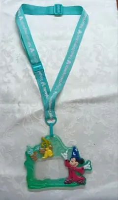 ディズニーランド　ミッキーチケット ストラップ