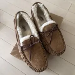 UGG ベージュ モカシン