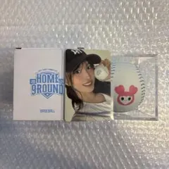 公式　TWICE モモ HOME9ROUND BASEBALL ボール