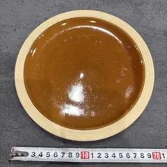 益子焼　丸皿　飴釉　キャラメルのサムネイル