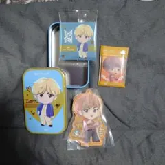 BTS TinyTan キャンディー缶&キーホルダー&ペットボトルチャームセット
