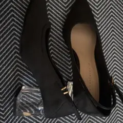 ZARA黒パンプスのサムネイル