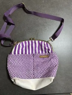 紫と白のストライプ がま口バック