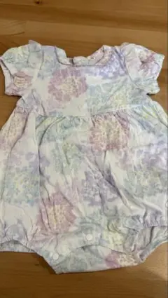 パステルカラー 花柄ロンパース