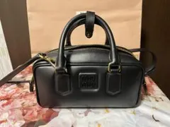 早い者勝ち！miu miu アルカディブラック✖️ゴールド美中古確実本物のサムネイル