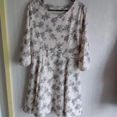 フェルー花柄ワンピース