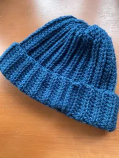 ダークブルー ニット帽子 リブ編み　ユニセックス　大きめゆったり　差し色