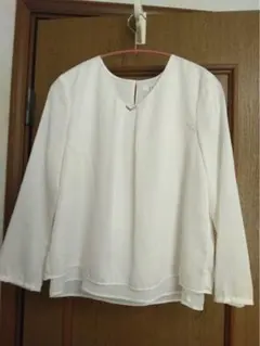 a.v.v ストライプ ホワイト長袖ブラウス　XSサイズ