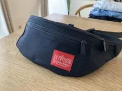 ボディバッグ ジッパーポケット付き