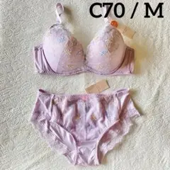 トリンプ ブラジャー　夢みるブラ ノンワイヤースリムライン C70＆ショーツ M