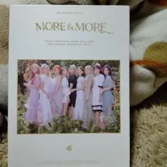 さらに値下げ！TWICE　MORE&MORE（輸入盤）BOOK&ＣＤセットです！