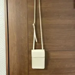 ホワイト ショルダーバッグ スマホ用