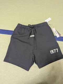 2026年最新】essentials 1977の人気アイテム - メルカリ
