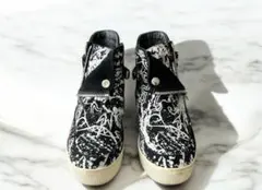 Item thumbnail for item de8cf76d-7440-4a23-aa69-1fc141a09bd6