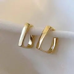 高見え フープピアス ゴールド サージカルステンレス 金アレ対応 大人 上品