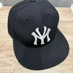 キャップ　刺繡　ブラック　黒　ストリート　帽子　かっこいい　おしゃれ　ダンス