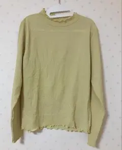 フリルネック Tシャツ