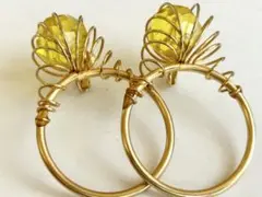 年代物 ゴールド×クリアイエロー 指輪のような大ぶりのvintageイヤリング