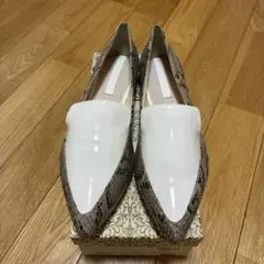 ポインテッドトゥフラットシューズ 25.0