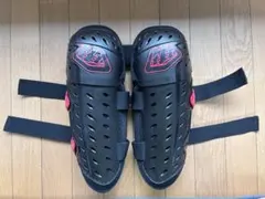Troy Lee Designs トロイリー プロテクター 膝脛(ひざ•すね)用のサムネイル