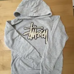 2025年最新】stussy パーカー 刺繍の人気アイテム - メルカリ