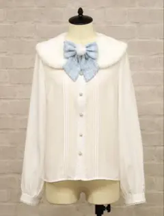 Amavel ファーティペットブラウス サックス