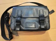 COACH トラック クロスボディ シグネチャー キャンバス ショルダーバッグ