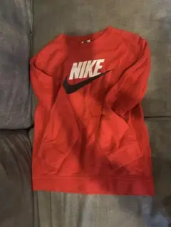 NIKE キッズ トレーナー レッド 140cmのサムネイル