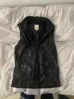 DIESEL ブラック フード付きベスト