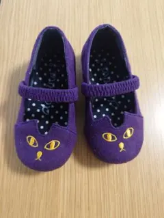 猫顔デザイン パープルシューズ　13センチ