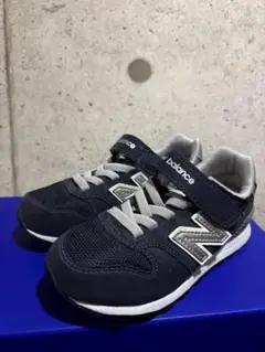 New Balance YV996NV3 ネイビー 18㎝　スニーカー