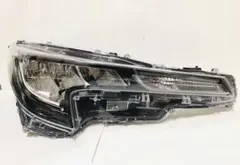 レンズ割れ無し　擦り傷深刻　裏傷　ステー傷　カローラクロス ZSG10 左 レンズ割れ無し 擦り傷深刻 裏傷 ステー傷 カローラクロス ZSG10 左