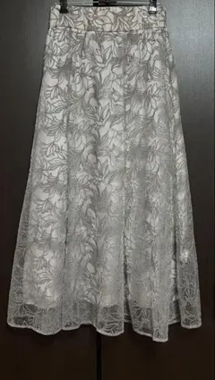 ナチュラルクチュール　osono長さ変えれるチュール刺繍レーススカート
